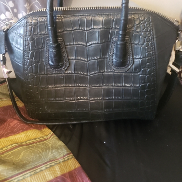 Givenchy Antigona croc embossed - Picture 2 of 4